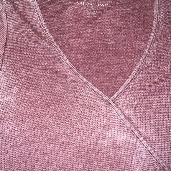 American Eagle Cropped V-Neck Top - Picture 5 of 5